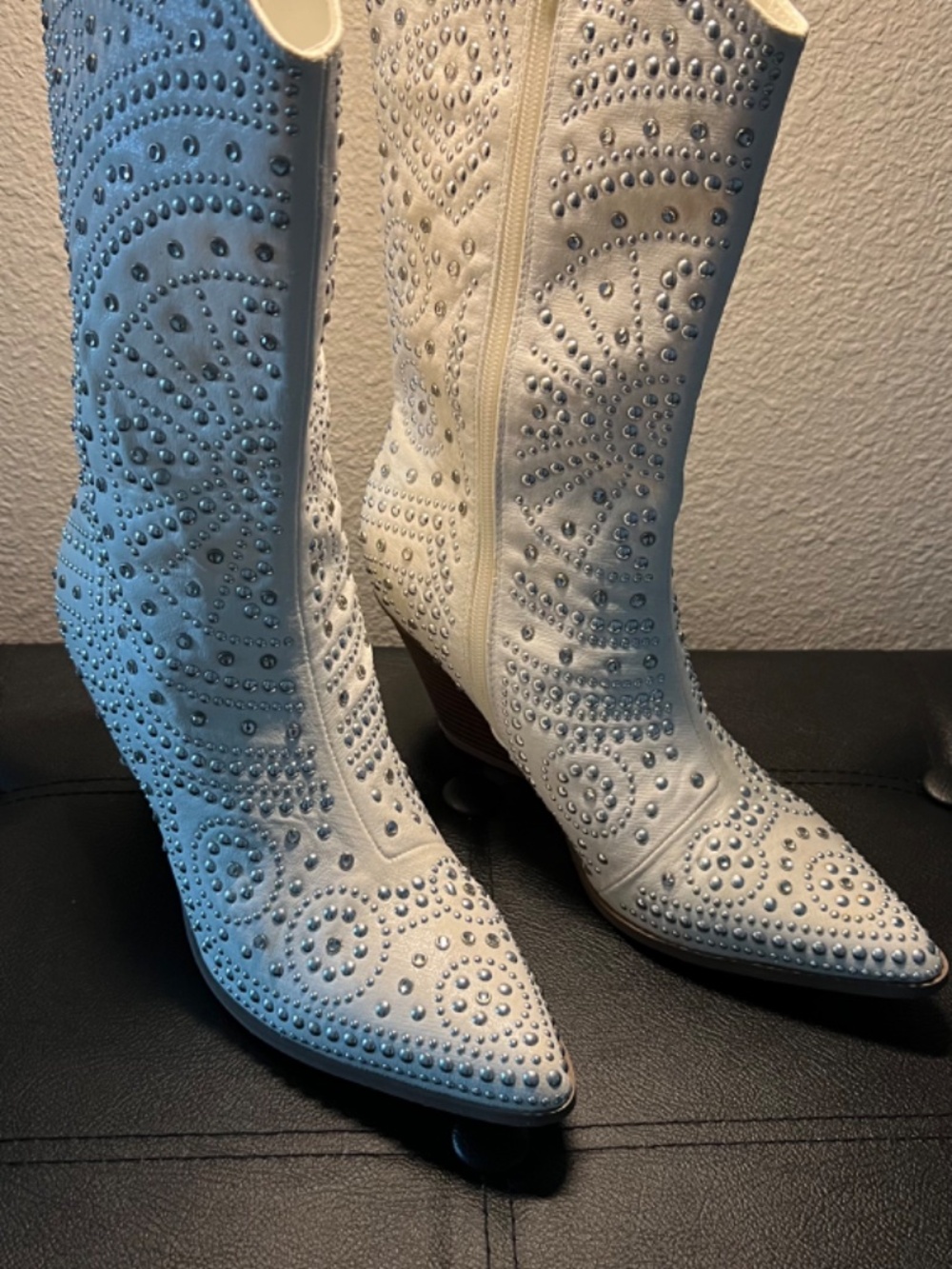Cow Girl Boots - Picture 8 of 12